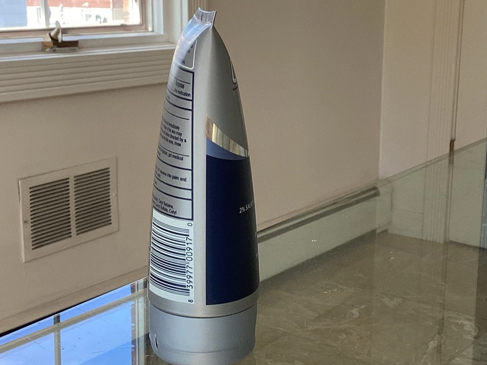 Clearasi for Men Energizing Acne Scrub - DISCONTINUED - Image 2 of 4