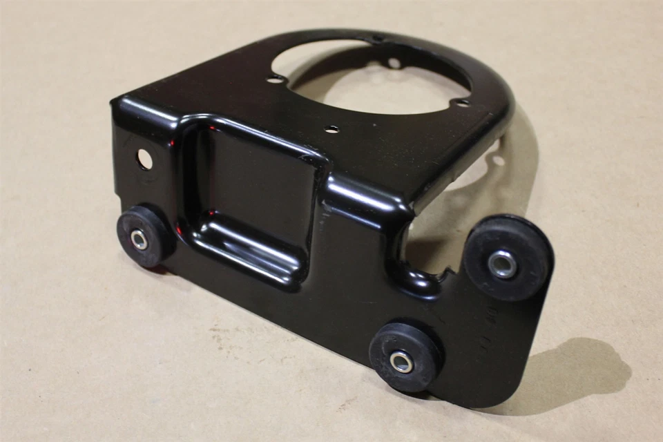 00-02 Intrigue 3.5L-V6 Air Injection System 19260945 Air Pump Bracket NOS OEM - Image 2 of 4