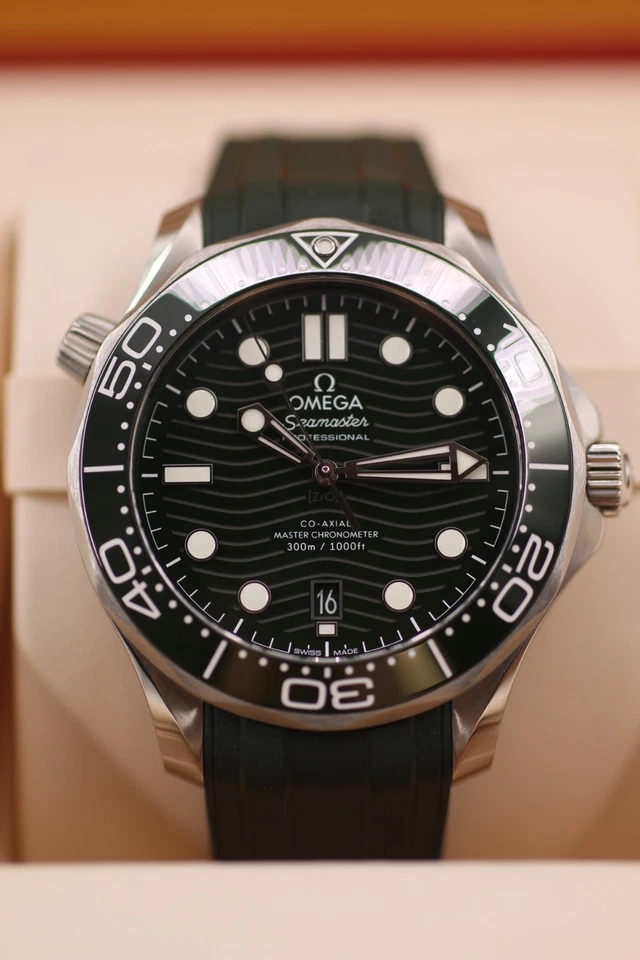 Omega Seamaster Diver 300M 210.32.42.20.10.001, photo 4 of 5