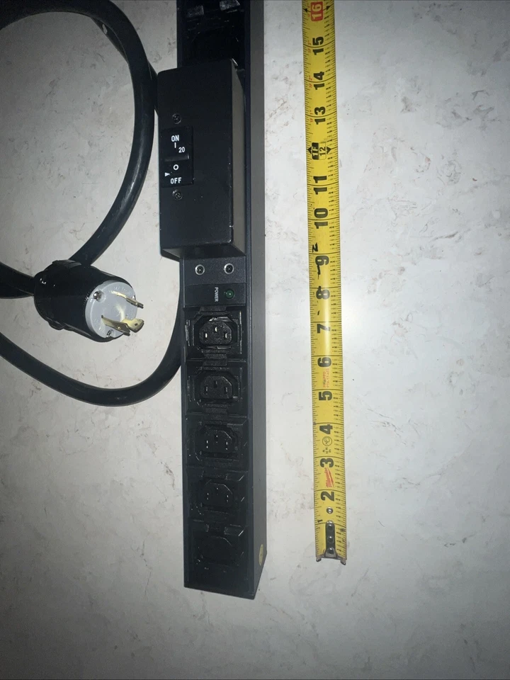 Chatsworth Products Inc.  Model E317505 PDU RATING 208VAC 50/60Hz 30A Max 6240W - Image 4 of 4