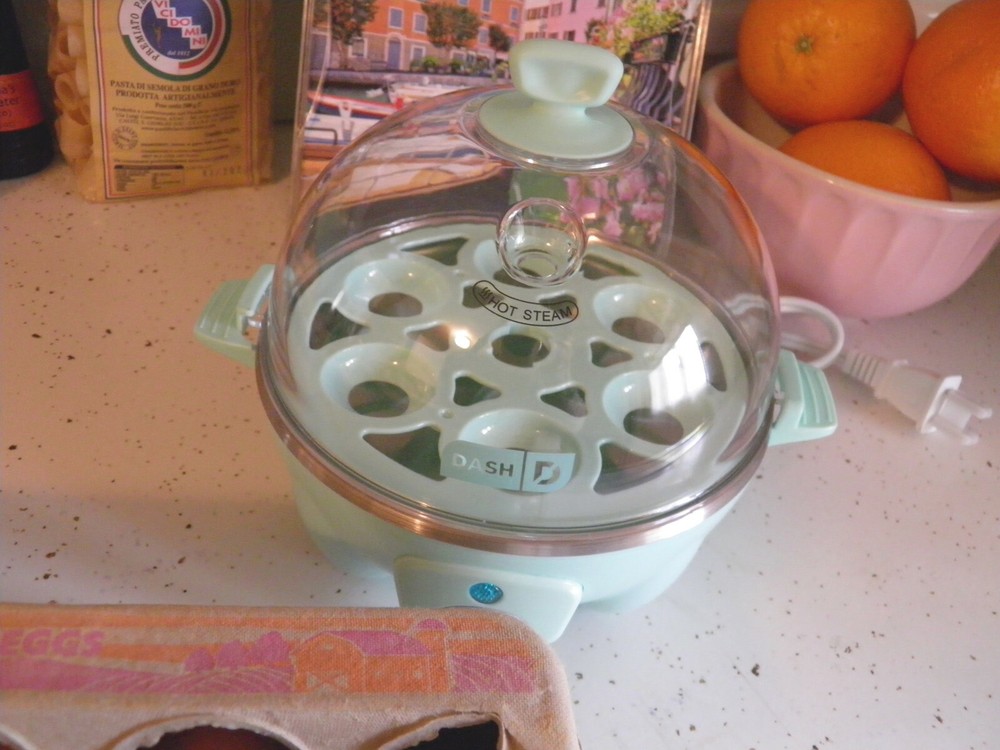 DASH Rapid Egg Cooker 6-Capacity Eggshell Green Fast Easy Breakfast DASH Rapid Egg Cooker 6-Capacity Eggshell Green Fast Easy Breakfast
