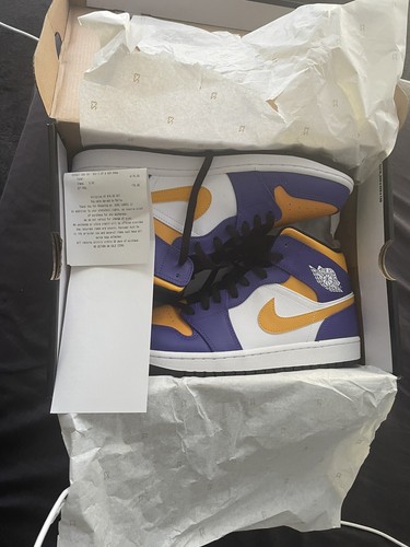 dark concord taxi white