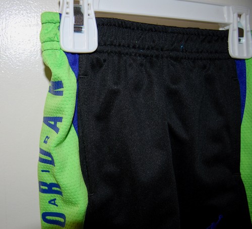 NWT Air Jordan Toddler Boys Black with Lime Green Panels Sport Shorts sz 2T - Picture 3 of 11