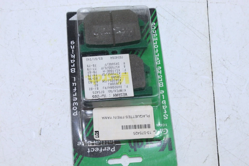 1977 Yamaha Xs750 Front Brake Pads 2G2-W0045-00-00 - Image 3 of 4