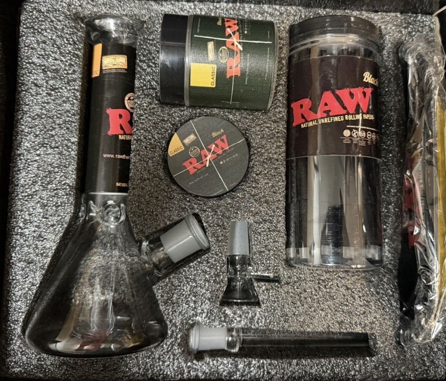 raw tobacco brand 8” RAW Gift Set Water Bong Hookah Tobacco Sandpiper Collector Set