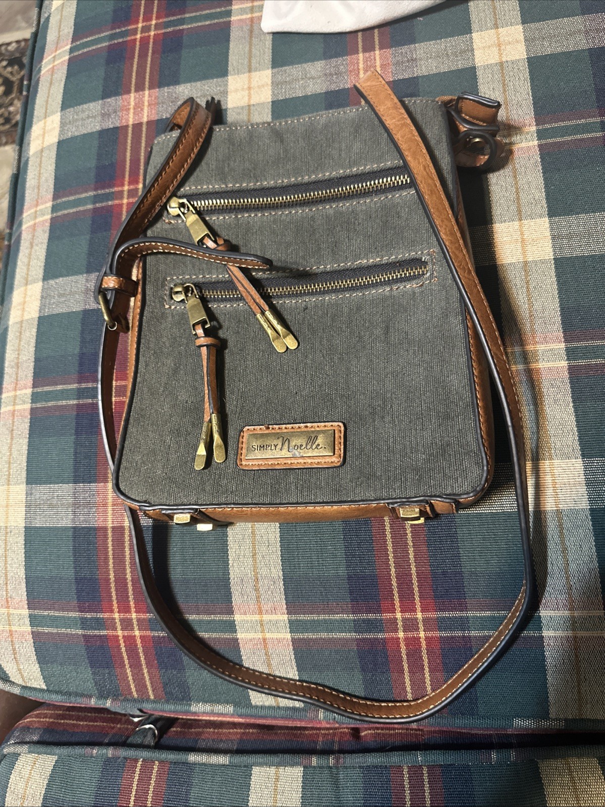 Simply Noelle Olive Green Cross body Purse Bag Used In Great Shape