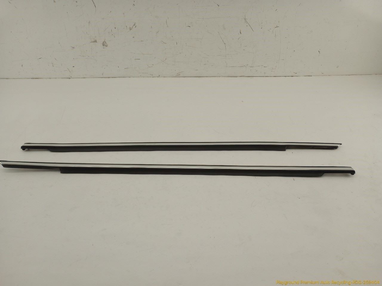 Maserati Quattroporte 2003-2012 FRONT+LEFT, RIGHT Trim molding