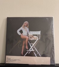 SIGNED Sabrina Carpenter Vinyl LP – MAN’S BEST FRIEND D2C ALT COVER Blk/wht
