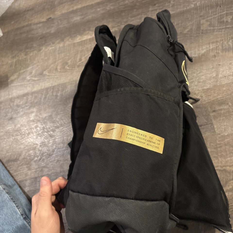 Mochila de baloncesto Nike Elite Pro (color negro/blanco/dorado) nueva con etiquetas Foto 4 de 4