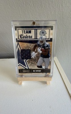 2010 Panini Classics - Team Colors Dez Bryant #18 Materials 033/299.