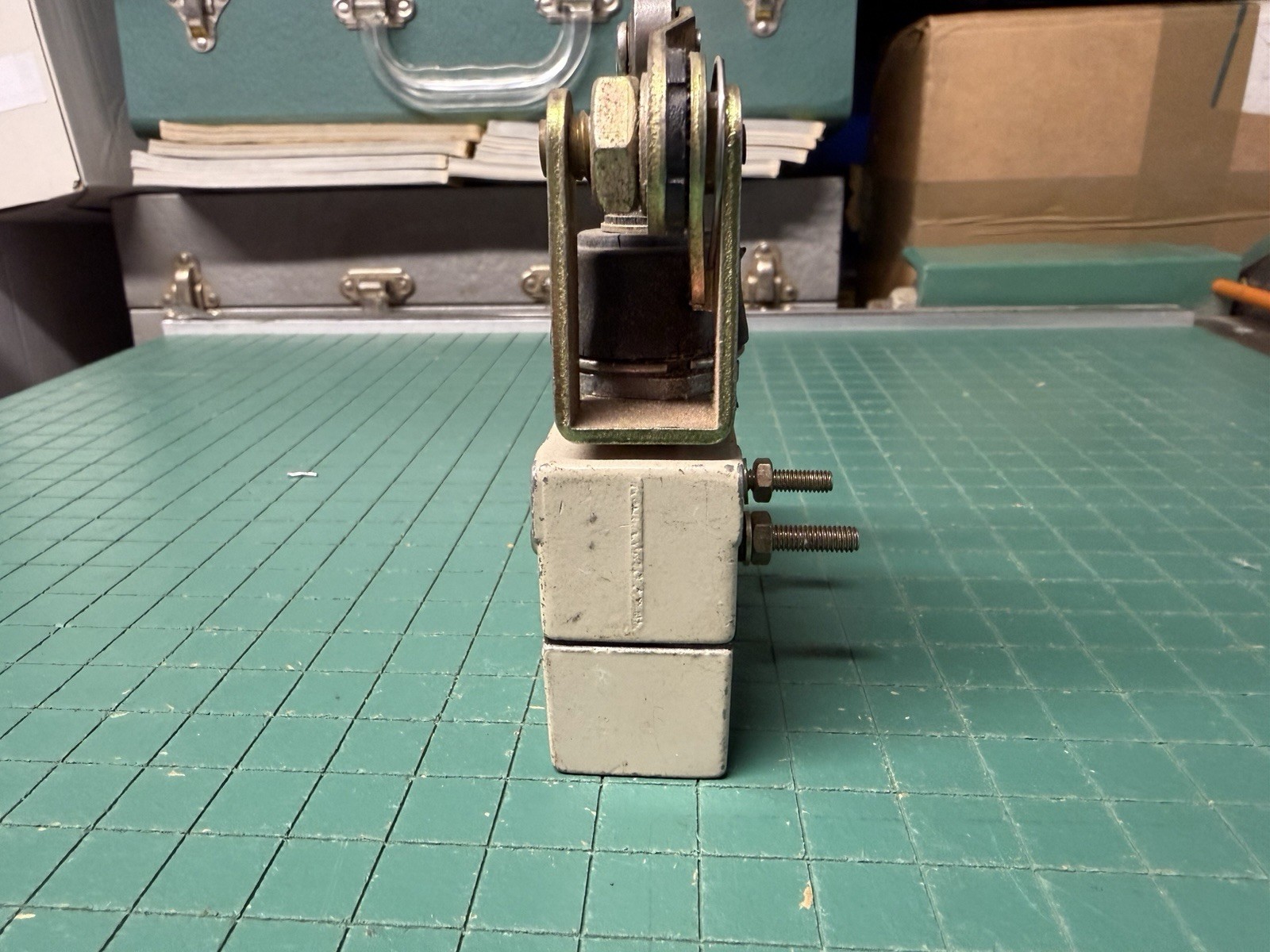 Moujen MJ1 Series Heavy-Duty Llimit Switch image 4