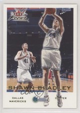 2000-01 Fleer Focus Shawn Bradley #18 0q3