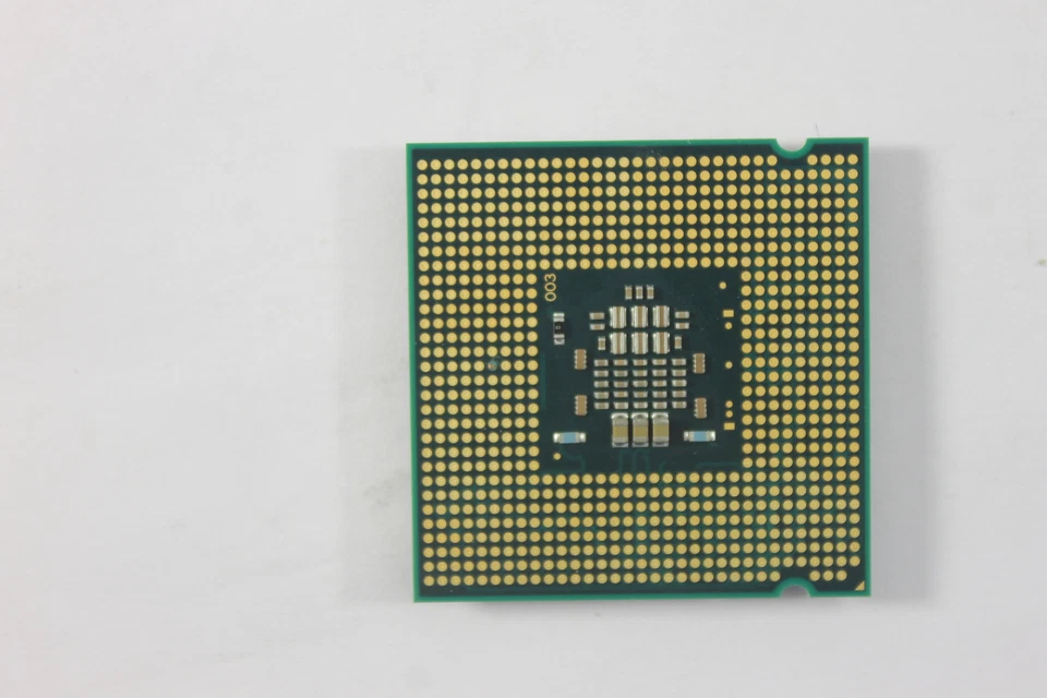 Intel XPS A2010 Desktop Processor SLA96 Core 2 E4500 2.2GHz 800MHz 2MB Tested - Image 2 of 3