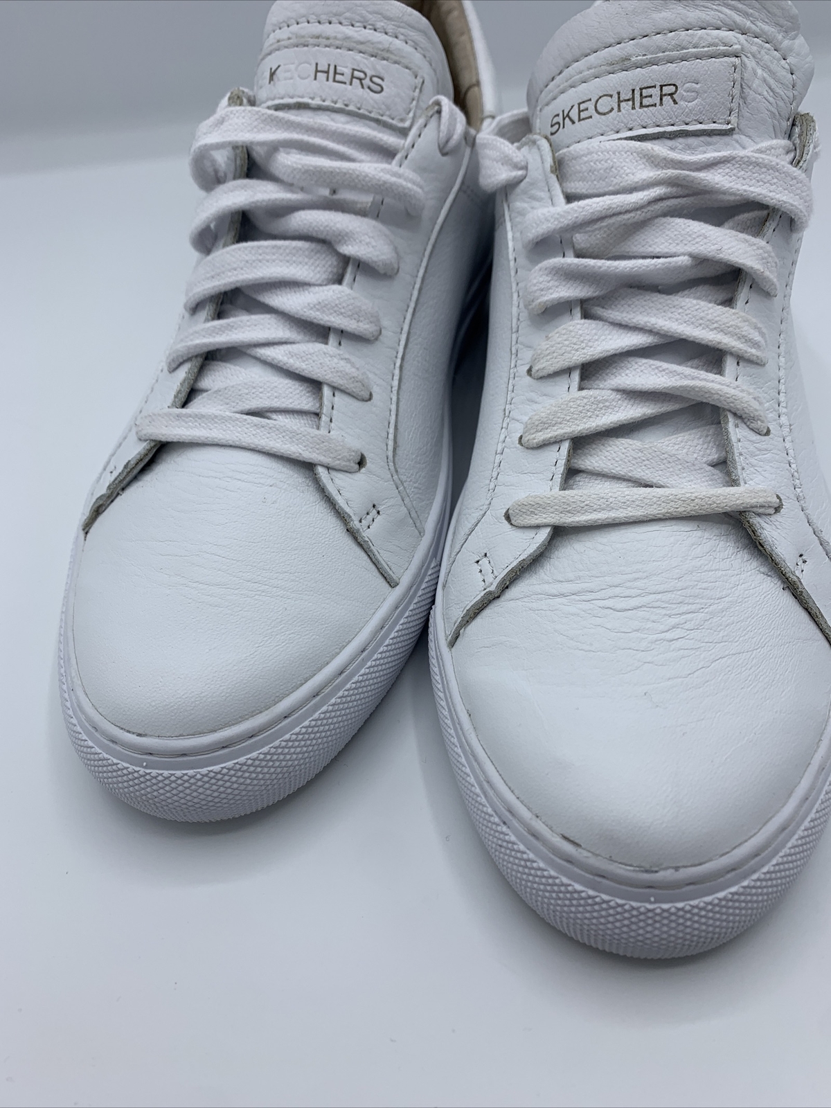 Skechers Women’s Tennis Shoes White Leather Size 7 S… Gem