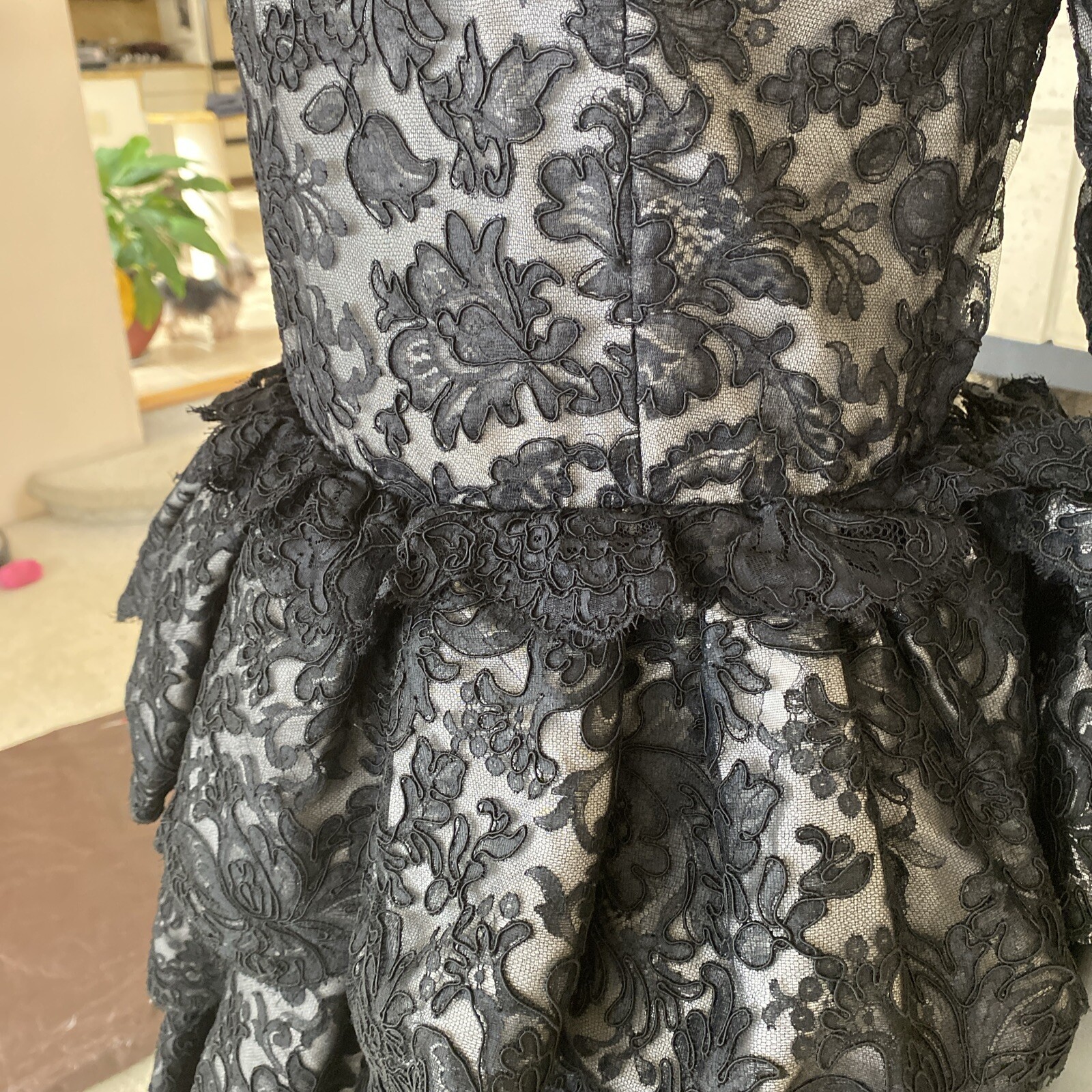 Vintage Multiple Tier Lace Gown A Touch Of Paris Creation Size 8 image 4