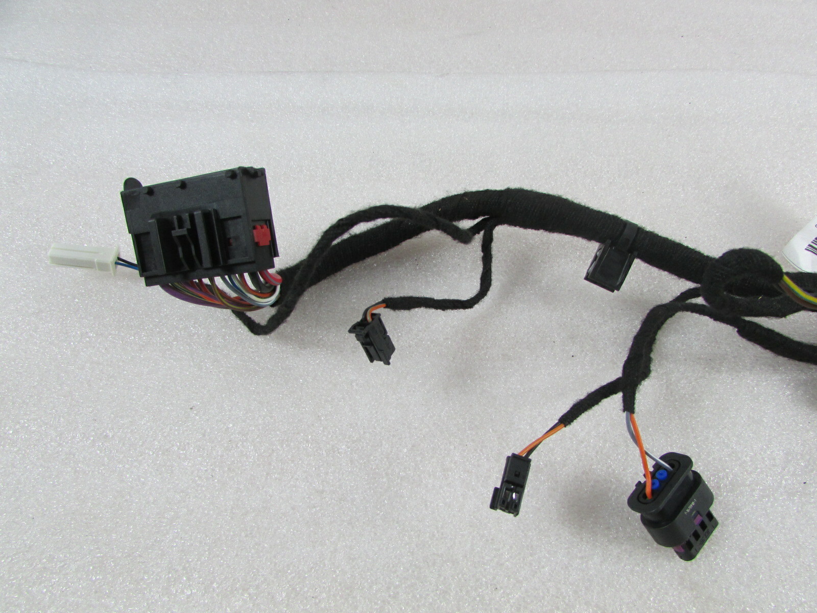 Maserati Quattroporte, LH Rear Door Panel Wire Harness, Used, P/N 6700075510