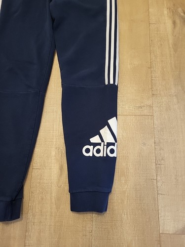 Adidas Boys/Teens Core Badge 3 Stripes Joggers Blue Size XL 18/20 - Picture 2 of 6