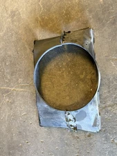 2005 2006 GMC SIERRA 2500HD 6.6 LLY DIESEL AUTO OEM RADIATOR FAN SHROUD COVER