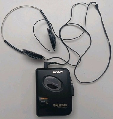 Sony Walkman WM EX102 Mega Bass Cassette Player with Headphones Black Tested 