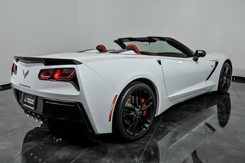 2014 Arctic White Chevrolet Corvette   | C7 Corvette Photo 9