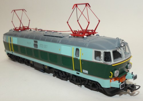 Locomotora ET 22 357 PKP ref 96332 PIKO analógica escala HO | Condition: Occasion