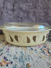 2.5Qt Pyrex Golden Hearts Deluxe Casserole Dish with Lid #045