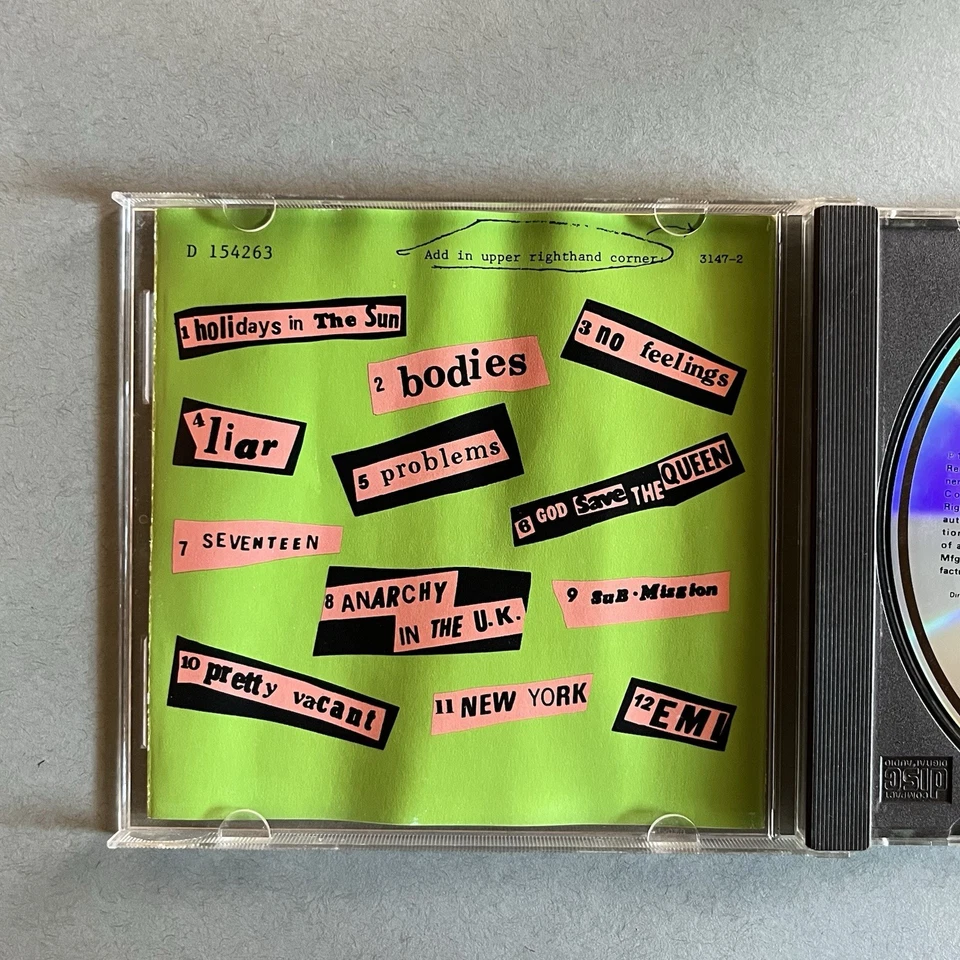 The Sex Pistols CD Nevermind The Bollocks Early Press Foto 3 de 4