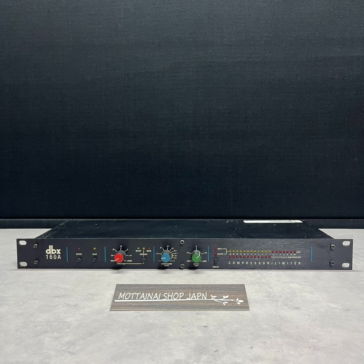 dbx 160A Professional Compressor Limiter OverEasy Rack Mount Audio