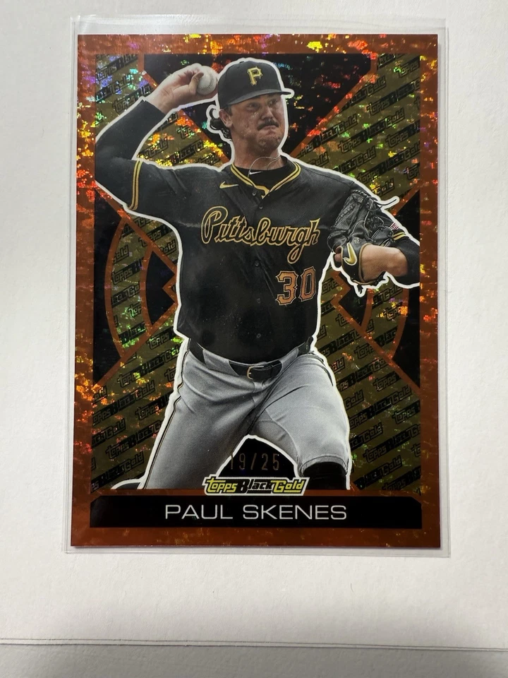 Actualización Topps Paul Skenes 2025 NEGRO DORADO Naranja/25 #BG-6 Piratas.  Cy Young Foto 2 de 2
