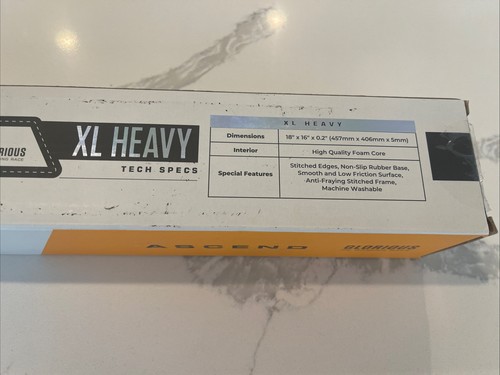Glorious XL Heavy Gaming Mouse Mat/Pad - White 18" X 16" NEW - Picture 3 of 6