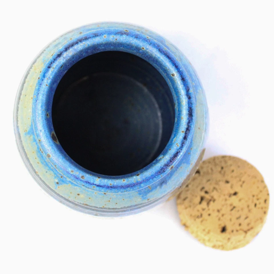 Tarro de cerámica Mudlark hecho a mano con tapa de corcho azul y gris firmado Foto 2 de 4