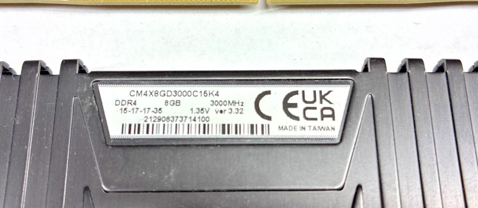 Corsair Vengeance 8GB LPX DDR4 (3200mhz) 288 Pins Memory - OFFERS OK - Image 3 of 3