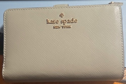Kate Spade New York Medium Bifold Wallet
