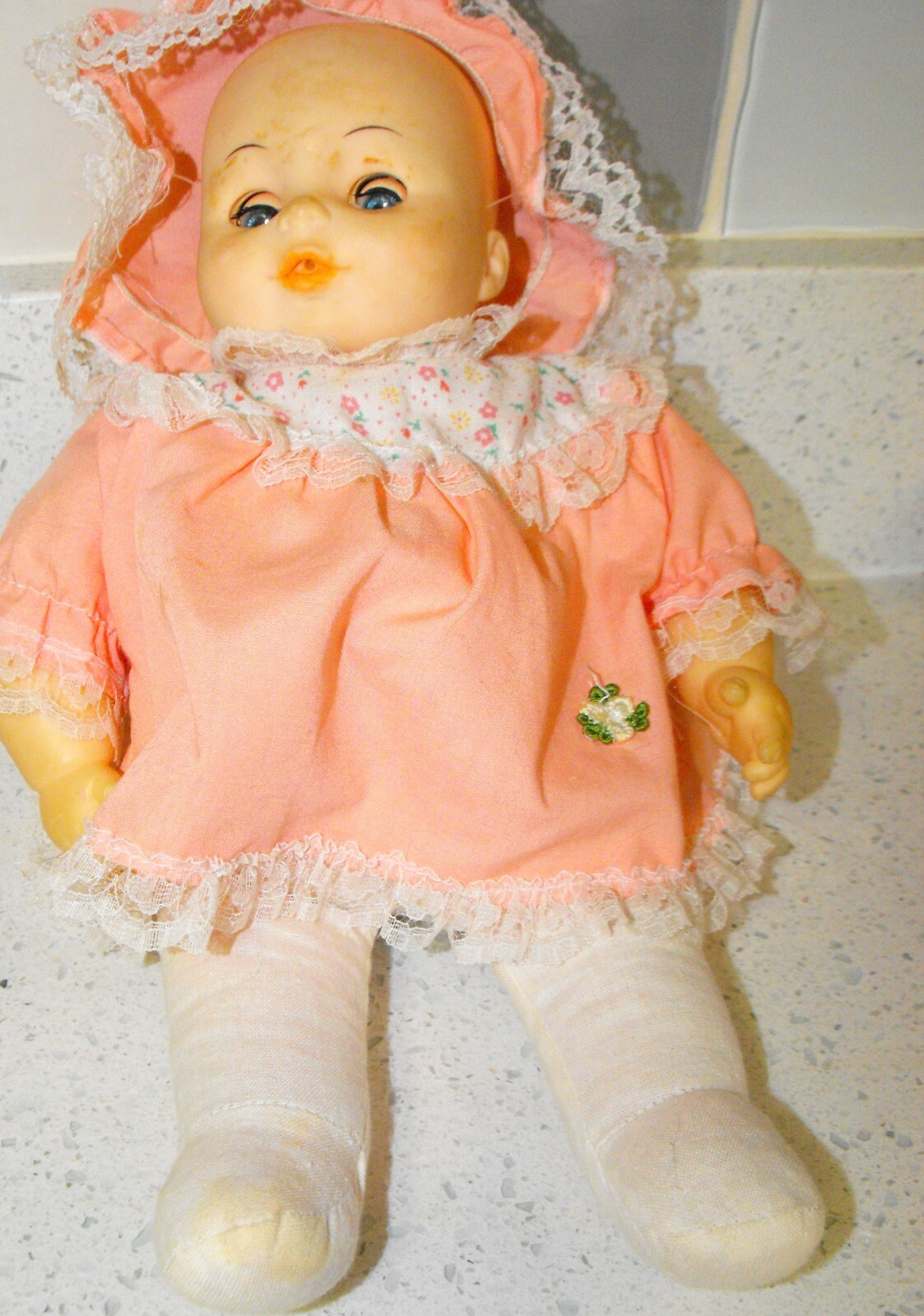VINTAGE LOVEE TOY CO. 13" Baby Doll Sleepy Eyes Original Outfit As Is