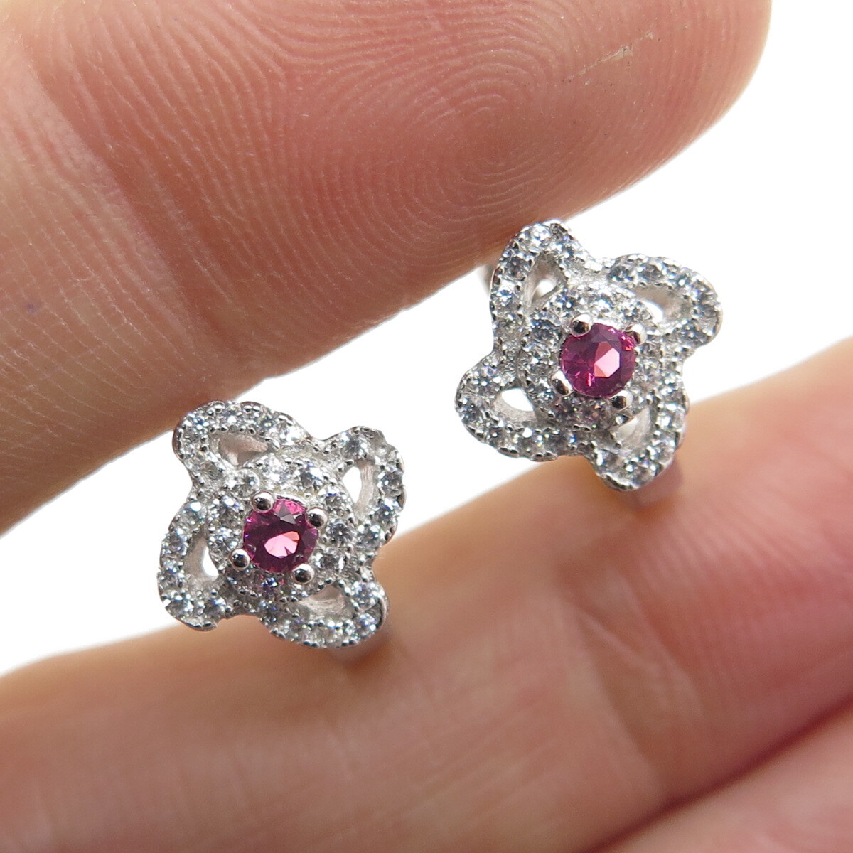 ピアス BEST!!! Cross Note Hoop Silver Pink Earrings Pink Cross Earrings! Iced Out Light Pink Cubic Zirconia +