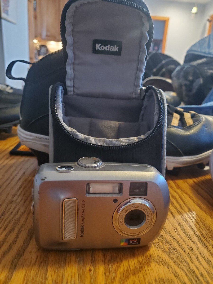 Kodak EasyShare C310 シルバー Kodak EasyShare C310 4.0MP Digital Camera - Silver W Case