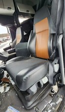 2019 Freightliner Cascadia 126 Driver Side Seats Used P-70258 2019 Freightliner Cascadia 126 Driver Side Seats Used P-70258