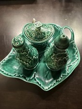 Wedgewood Majolica Green Leaf Salt Pepper Tray Etruria & Barlaston Made England