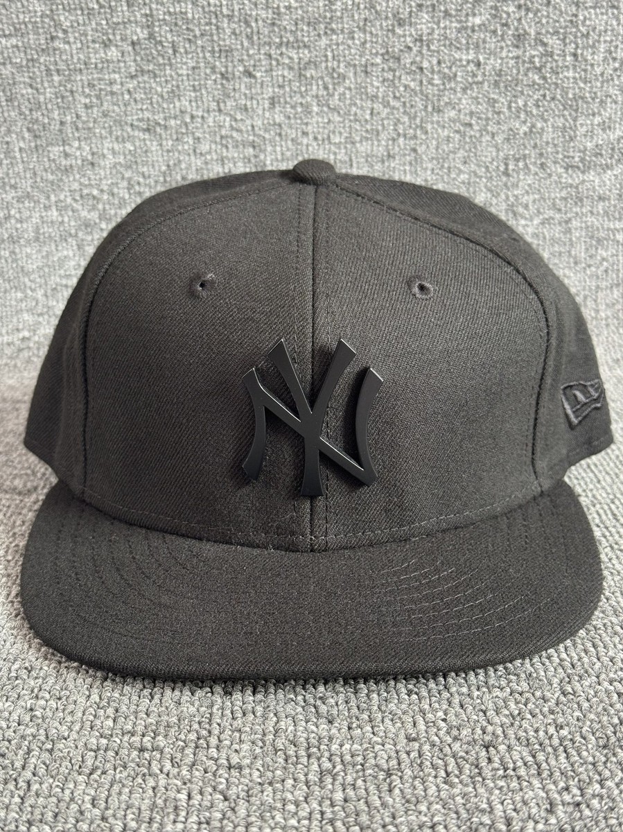 New Era 59FIFTY New York Yankees Black Fitted Cap Hat 7 1/4