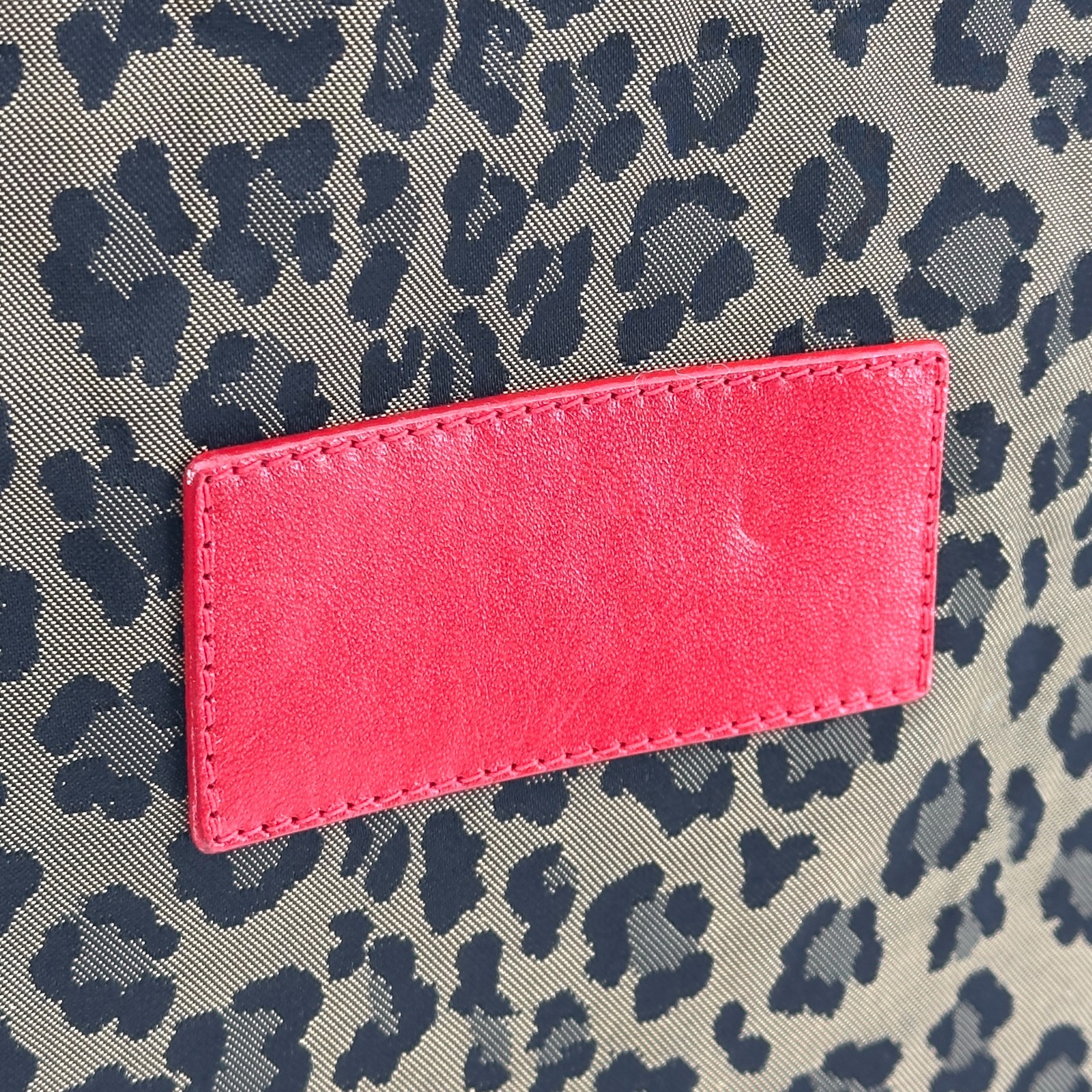 Fendi Clutch Bag Purse   Leopard  Leather Nylon Authentic 398T0359 thumbnail 8