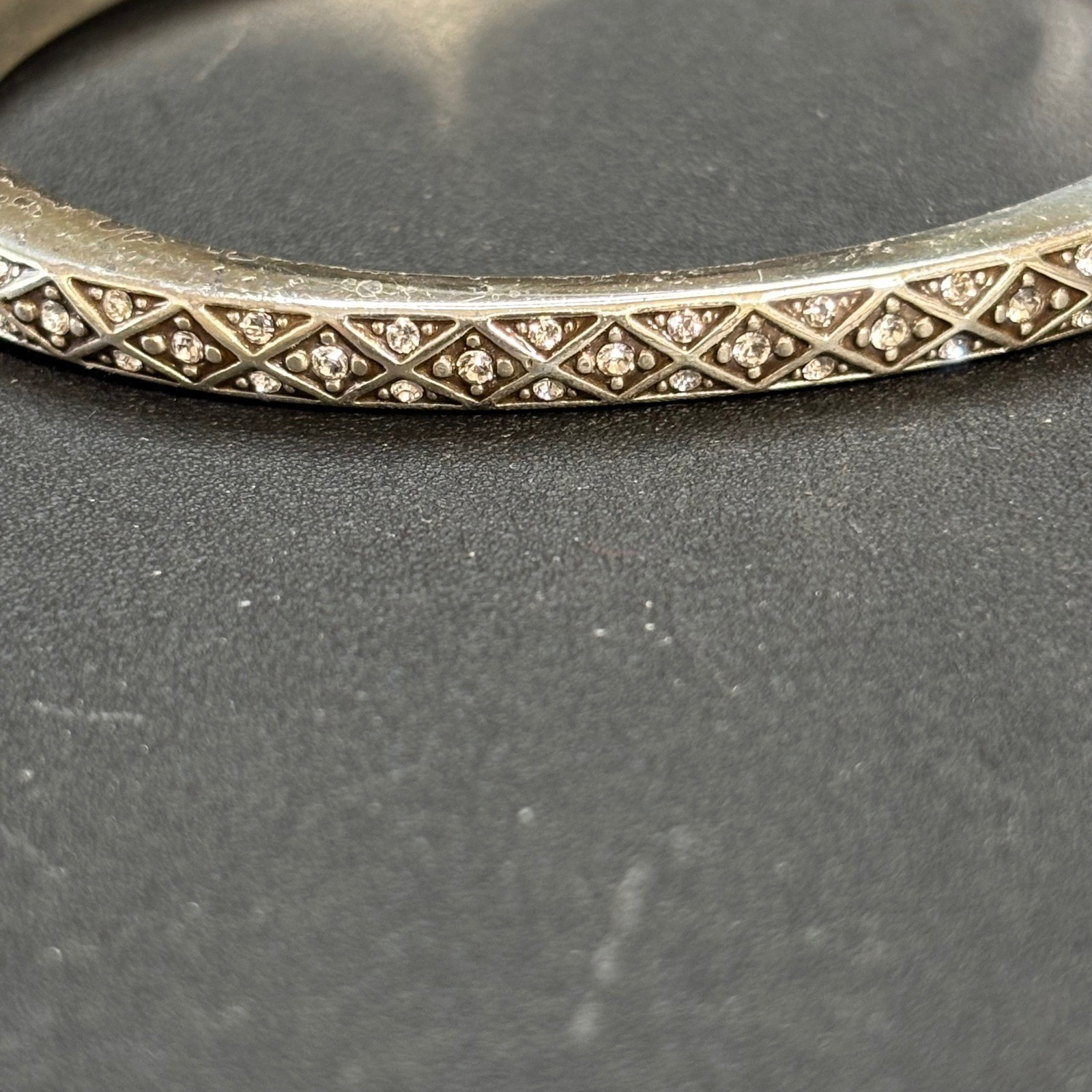 BRIGHTON Diamond Pattern Hinged Bangle Silver Ton… - image 2
