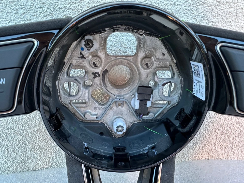 Audi A3 RS RS3 8Y Alcantara Steering Wheel Tiptronic Multifunction 82A419091AT - Image 4 of 4