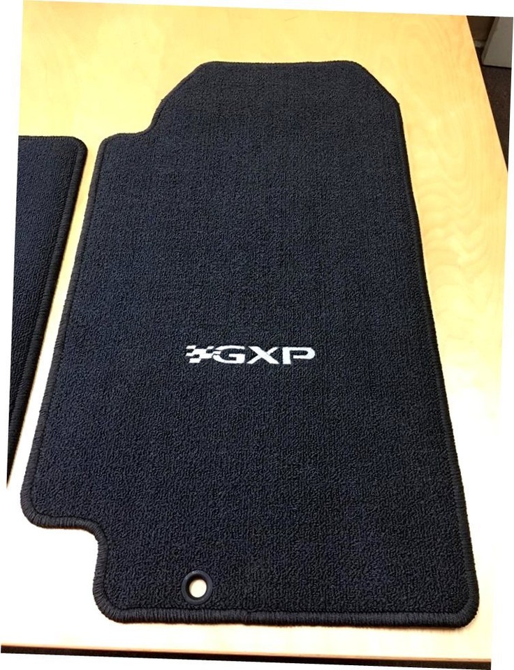 New 20062009 OEM Pontiac Solstice Front Floor Mat Set Black With Gray