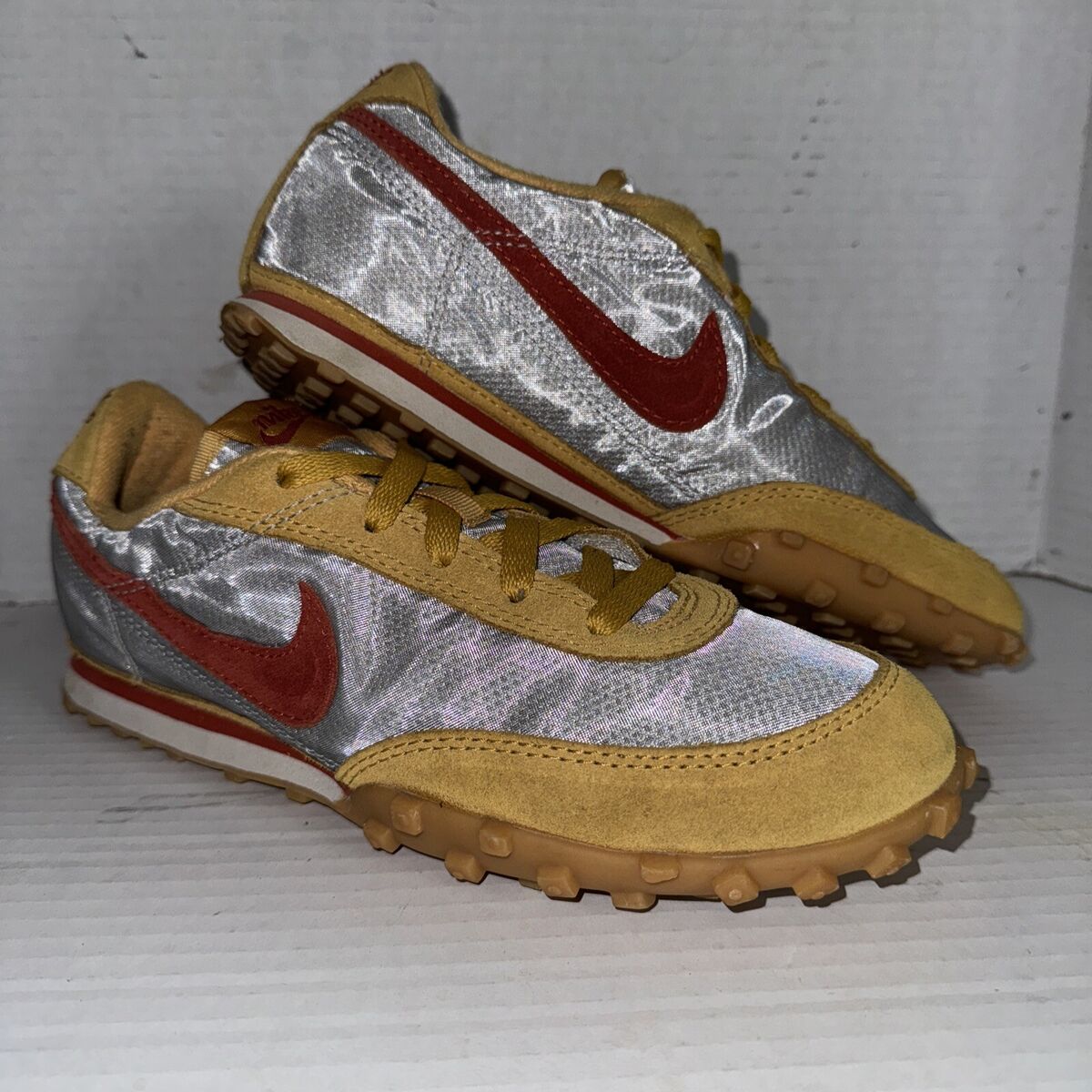 NEW RARE VINTAGE 2003 Nike Waffle Racer 2 303918-261 Sneaker NEW RARE VINTAGE 2003 Nike Waffle Racer 2 303918-261 Sneaker