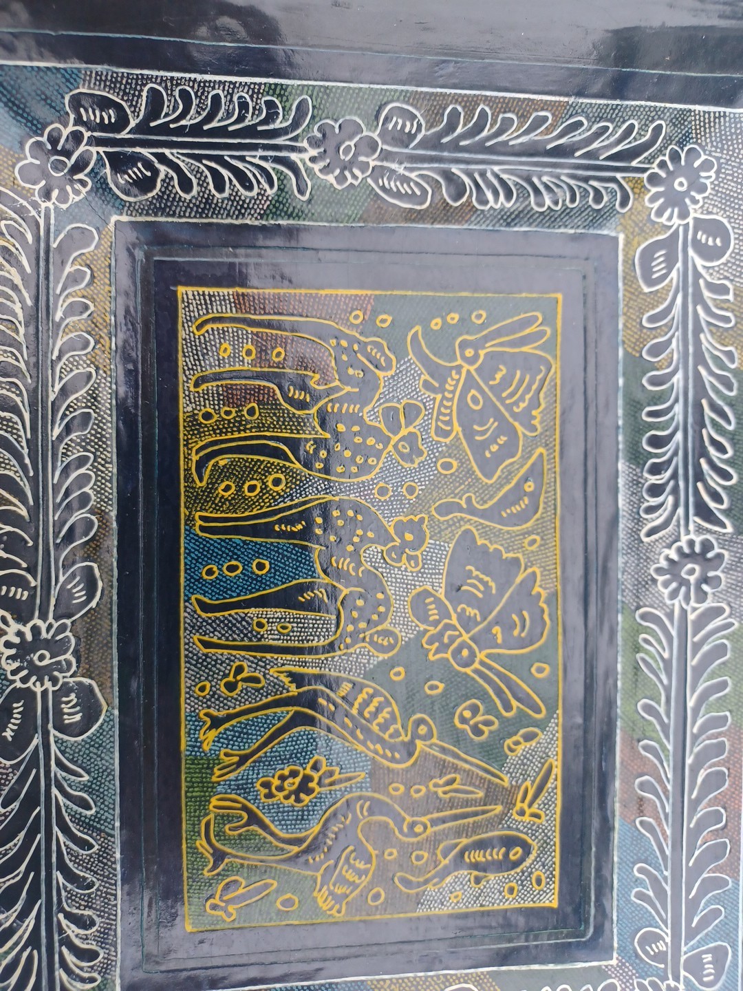 Vtg Handmade Folk Art Mexico Lacquered Painted Wood Tray 9.25