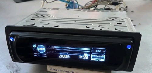 sonyCDX =M8815X Mp3 Radio NO CONTROL NO BLUETOOTH