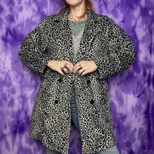 VTG y2k Leopard print grey and black furry trench coat