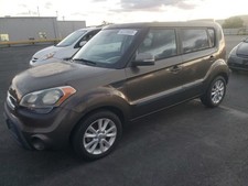 Left Rear Door Moulding Oem 2010 Kia Soul 877212k000