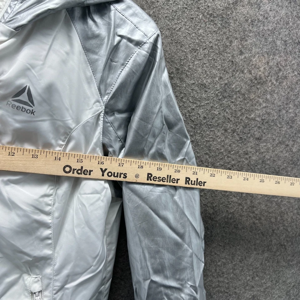 Chaqueta Reebok Mujer Pequeña Gris Cremallera Completa Rompevientos Con Capucha Abrigo de Lluvia Impermeable Foto 4 de 4