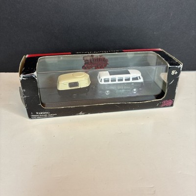 Malibu International Die-Cast VW Bus T1 Samba With Caravan 1/87 Scale Nip Vhtf